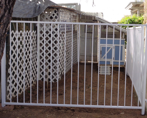 3 7 16 Fence Finished 03 email.jpg