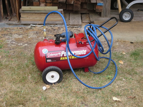 tank w tacker.JPG