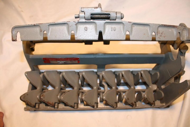 Vintage-Egg-Carton-Press-Diamond-Match-full-2-720-40.jpg